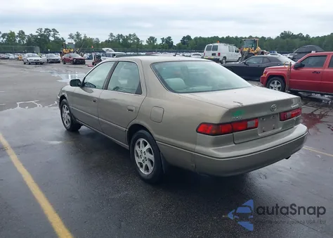 1999 Toyota Camry Le V6 z USA, uszkodzony, nr VIN JT2BF22K9X0226073